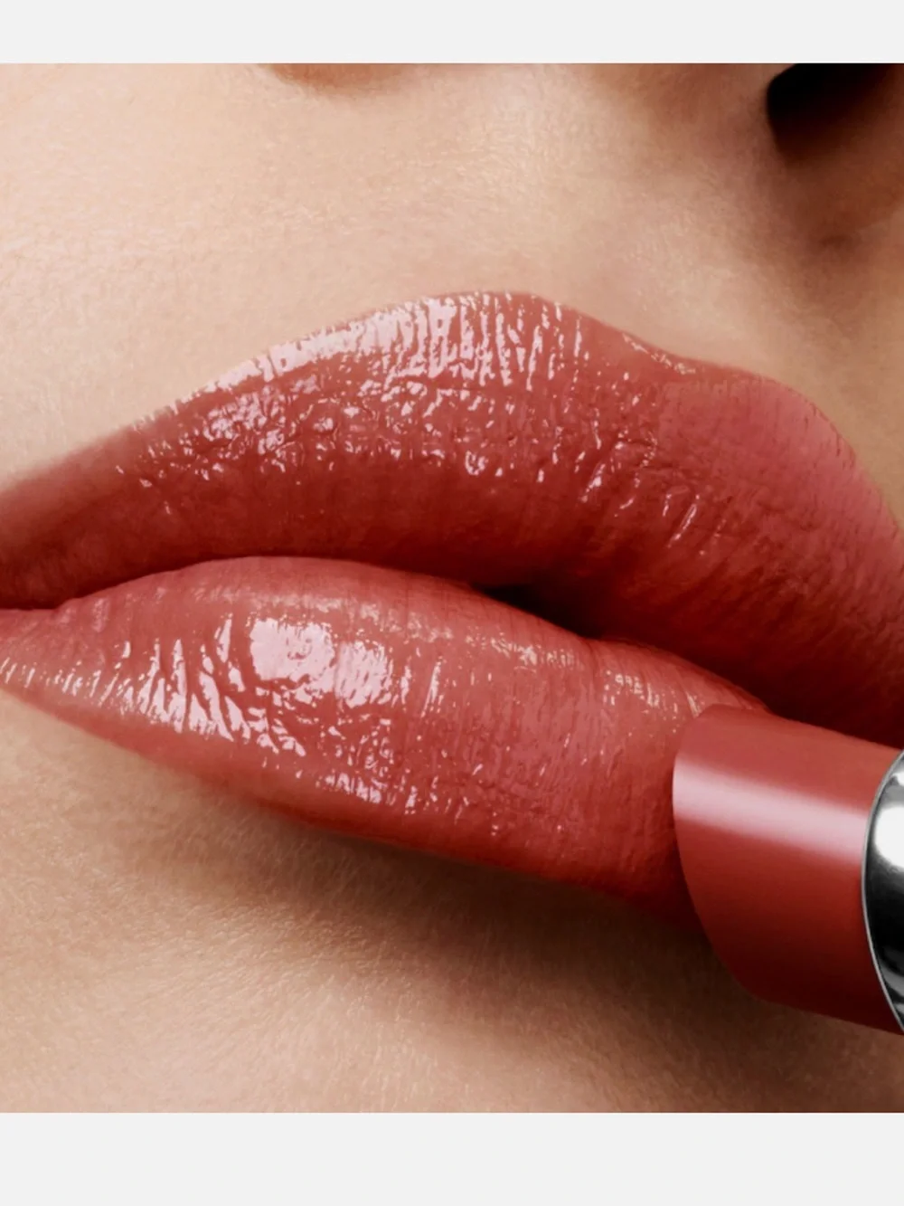Tom Ford 02 Rose D’hiver ultra shine lip color lipstick